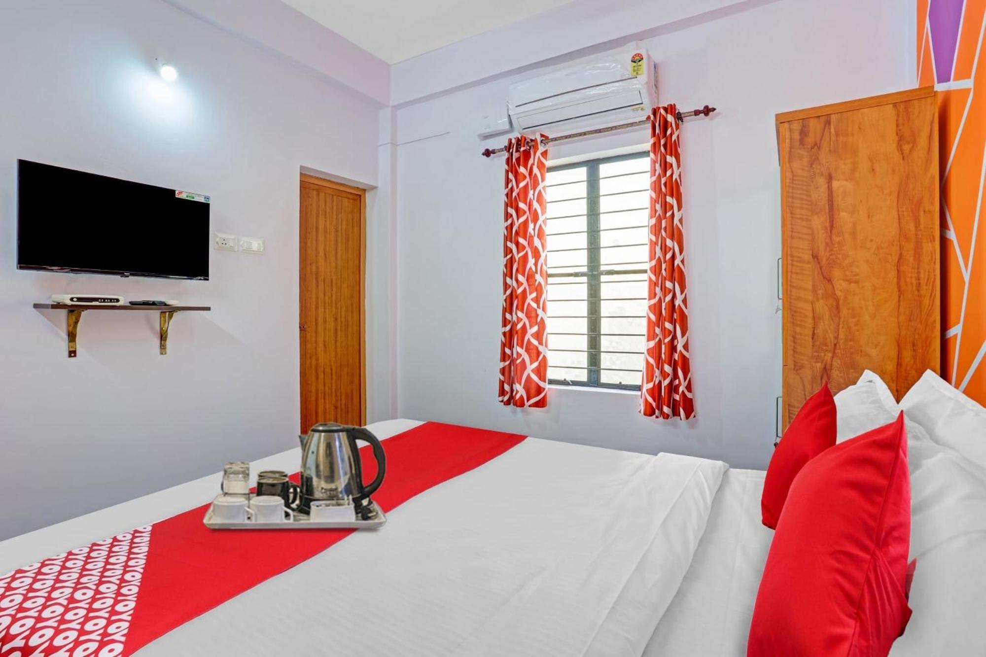 Super Hotel O Bevis Kazhakuttam Екстериор снимка