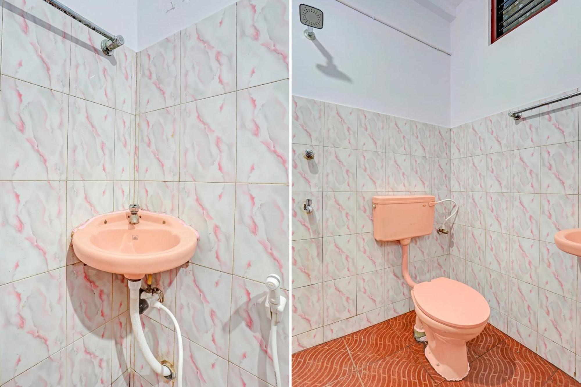 Super Hotel O Bevis Kazhakuttam Екстериор снимка